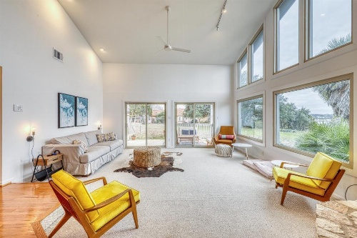 The Spot on the Hilltop image 7